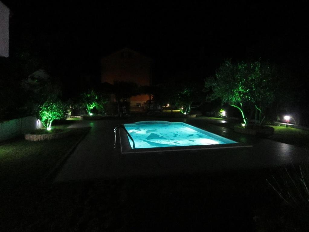 Villa Croatica Apartments Жаборич Экстерьер фото
